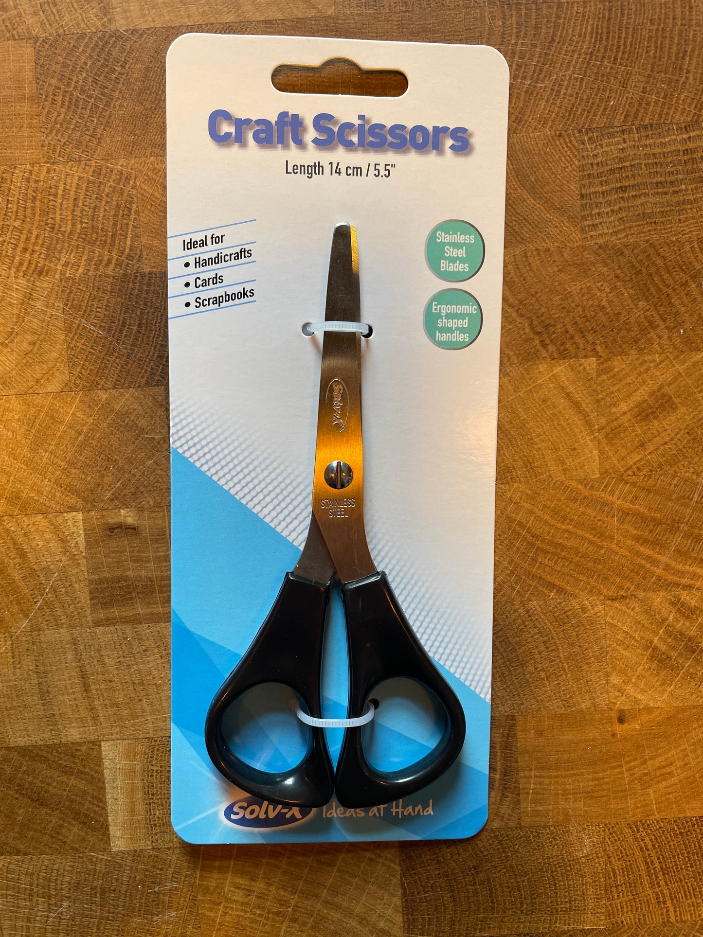 Craft scissors