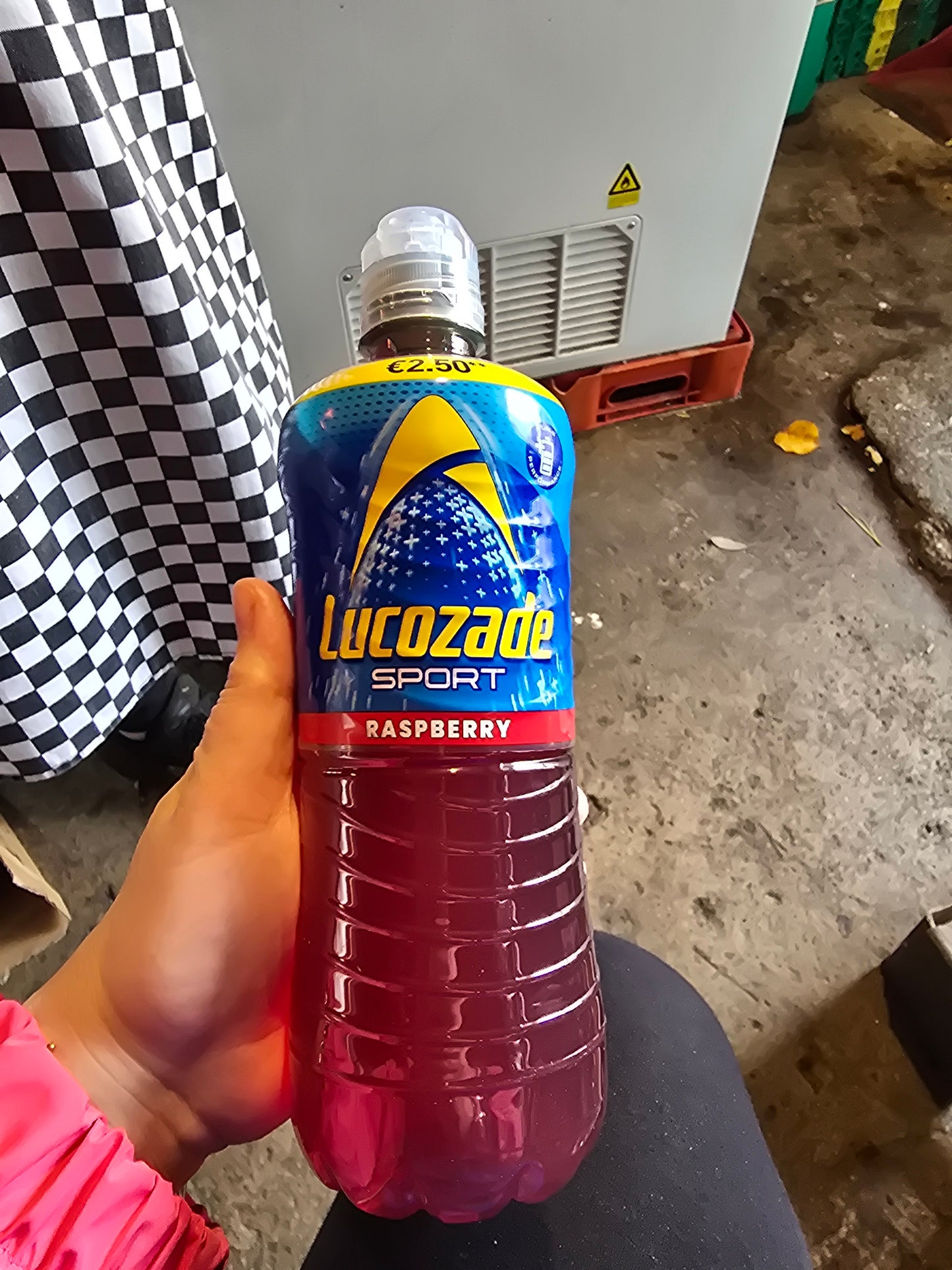 Lucozade sport raspberry 750ml