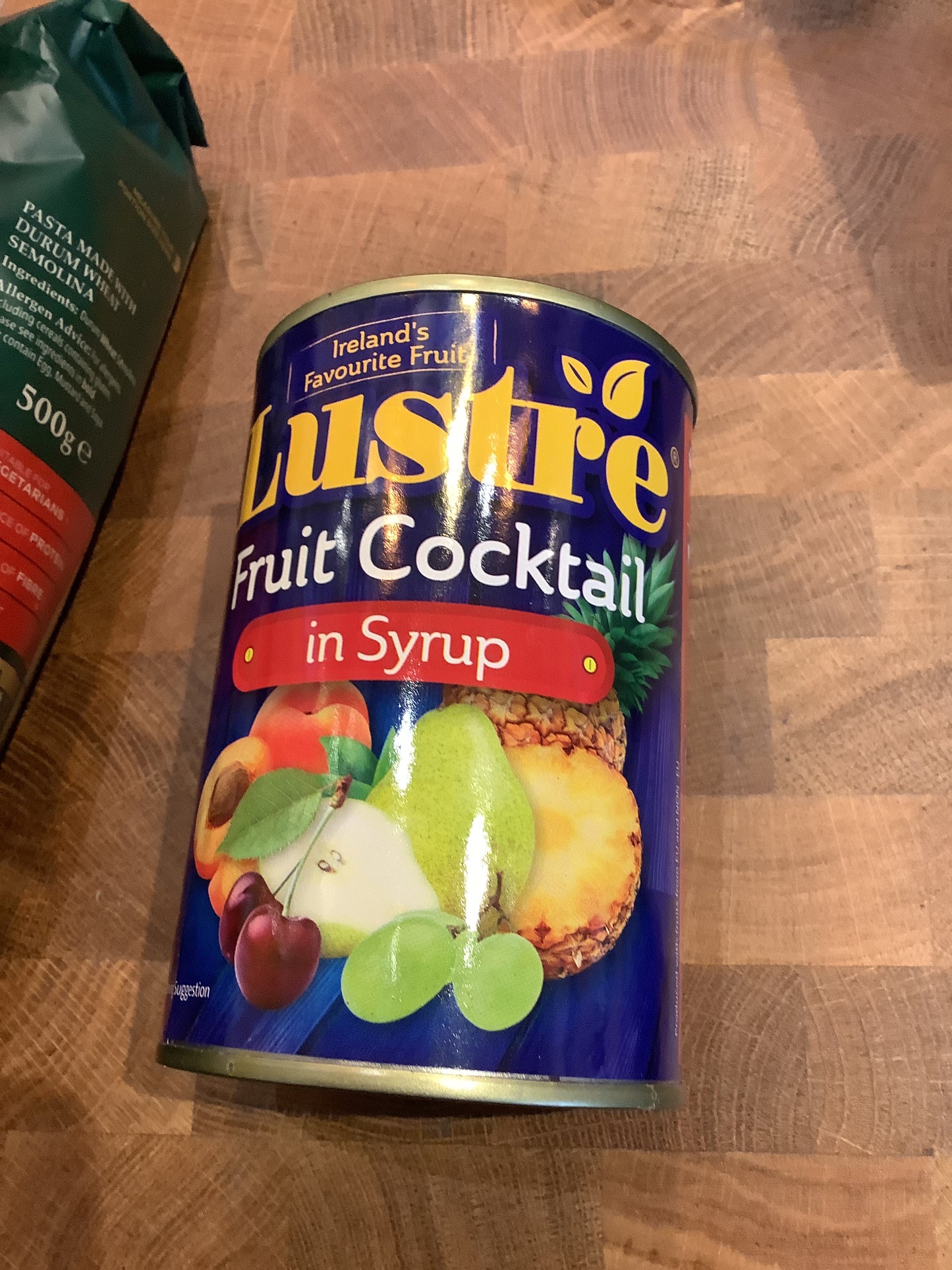 Lustre fruit cocktail in syrup