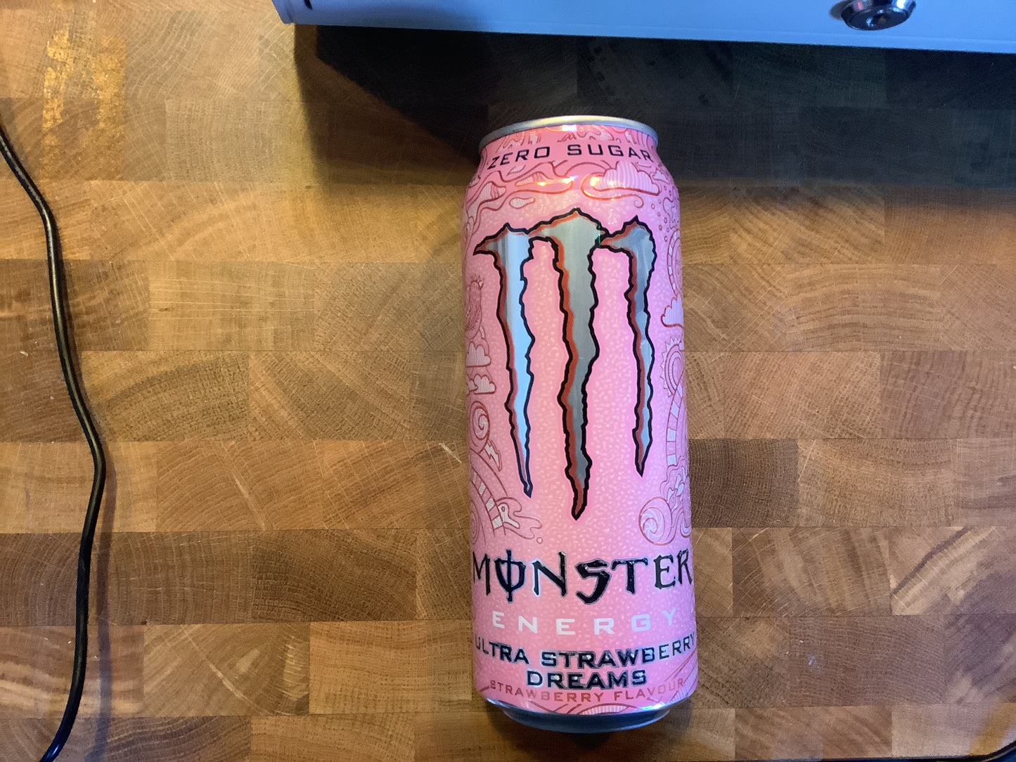 Monster ultra strawberry dreams