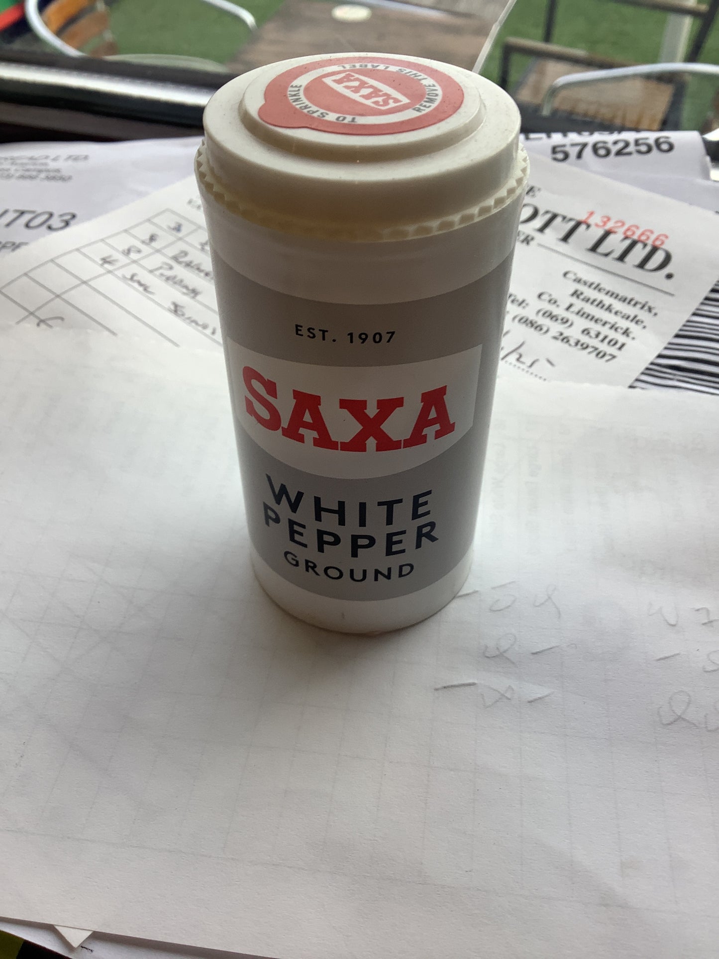Saxa white pepper ground
